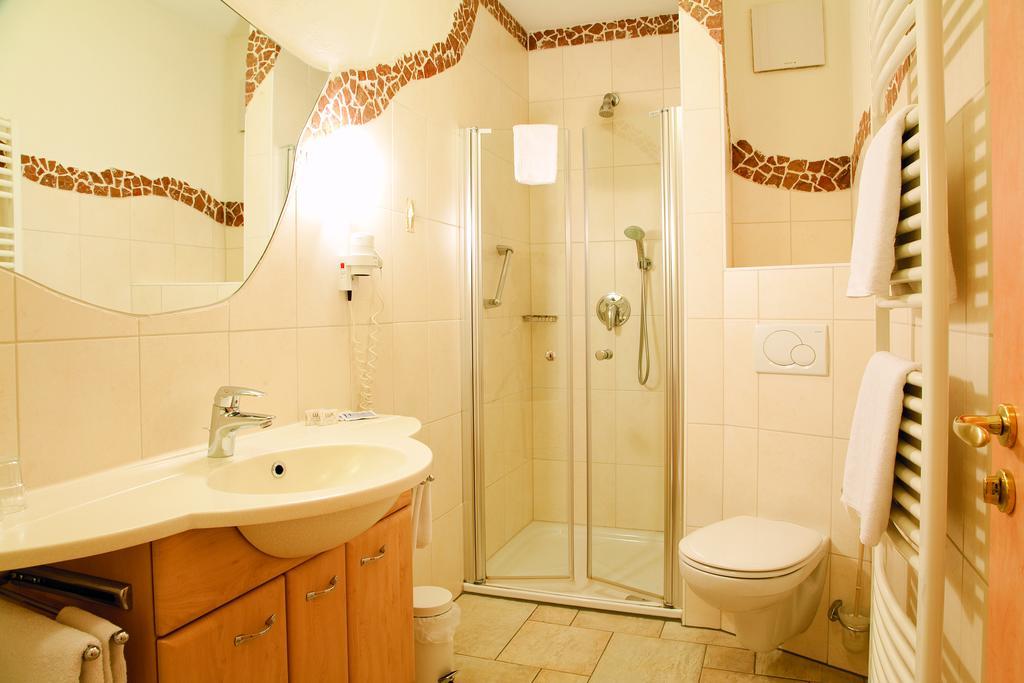 Landkomfort Hotel Elsenmann Willingen  Camera foto
